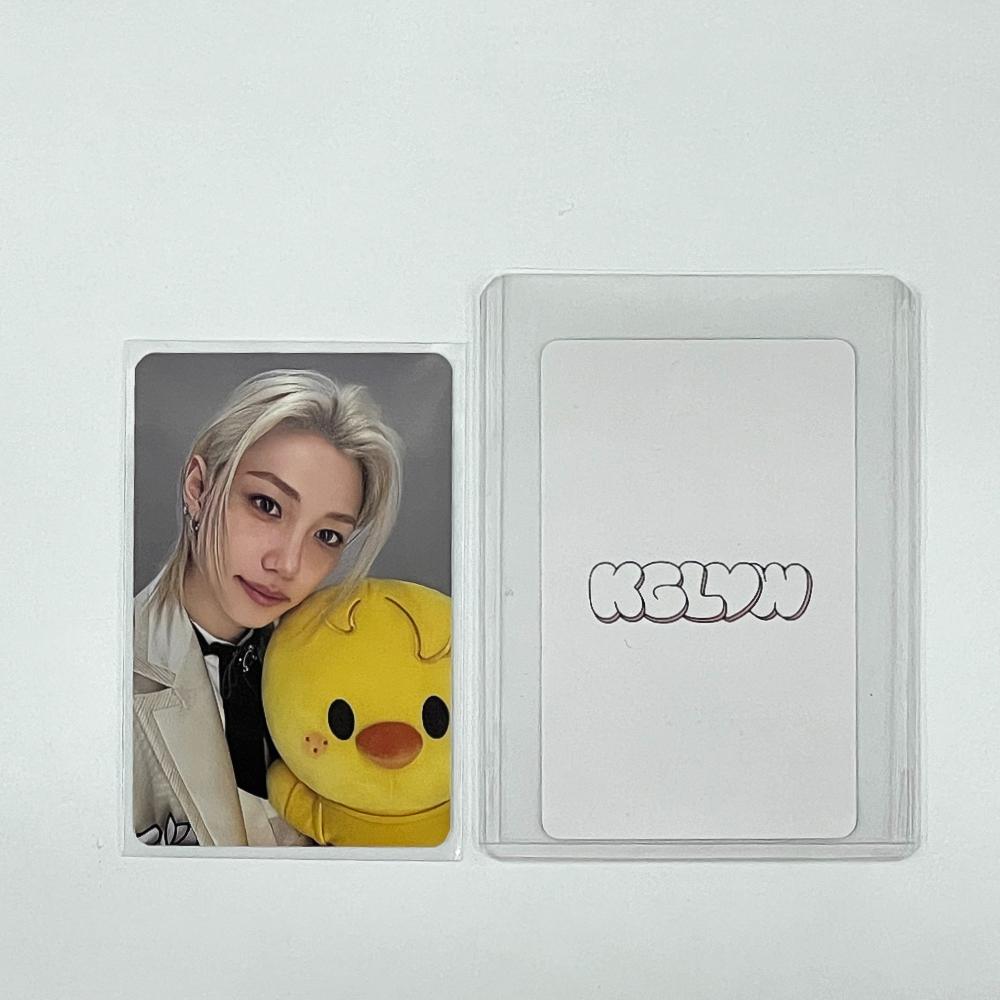 Stray Kids SKZOO Popup Benefit Oficiální fotokarta VŠUDE VŠUDE Vybraný člen