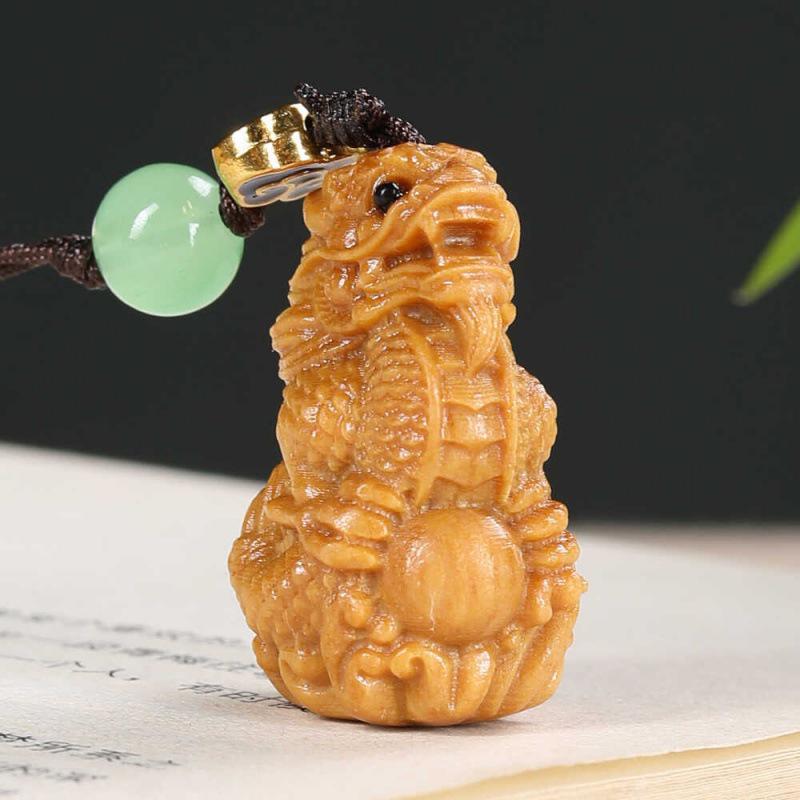 Creative Chinese Style Zodiac Dragon Carving Keyring Pendant in Green and Purple Sandalwood