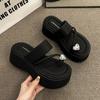 2025 new cool slippers women's summer wear thick-soled heightening casual with skirts versatile fashion seaside sandals