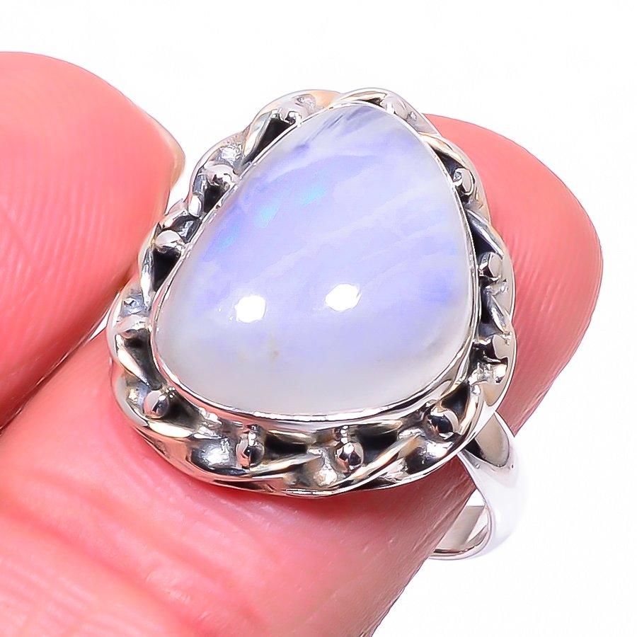 

Natural Rainbow Moon Stone Gemstone 925 Solid Sterling Silver Ring Size 8.5 d6I05