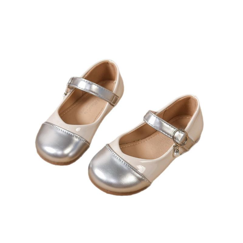 Spring New Korean Style Fashionable and Comfortable Soft Sole Girls Casual Leather Shoes