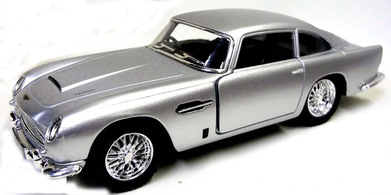 

Aston Martin DB5 007 Серебристый Aston Martin (Кинсмарт) 138 ДБ-5