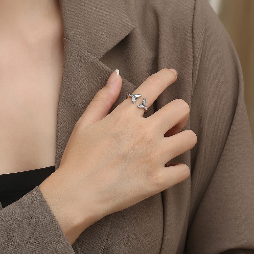 Dámské svatební šperky Luxusní rybí ocas Shell Design Dámský prsten z titanové oceli Elegantní zlatý stříbrný prsten pro dívky