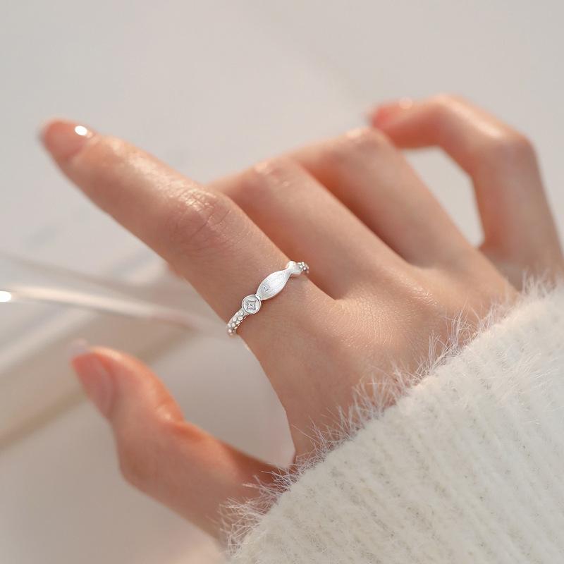 Women s Light Luxury Sweet Coin Fish Ring - Versatile, Simple, and Elegant Adjustable Open Size