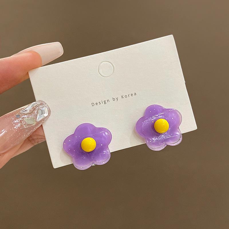 Цветные дофаминовые цветочные клипсы для ушей женские сладкие без прокола маленькие свежие милые серьги spice girl