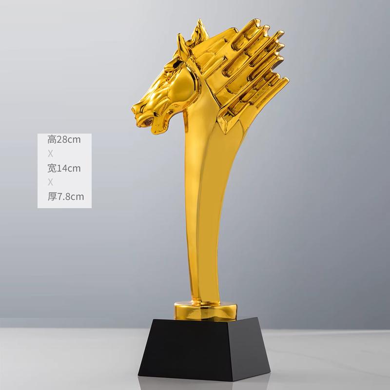 Gepersonaliseerde Paardvormige Hars Kristal Trofee Kleurendruk Prijs Sportprijs Uitstekende Werknemer Souvenir Woondecoratie 1St