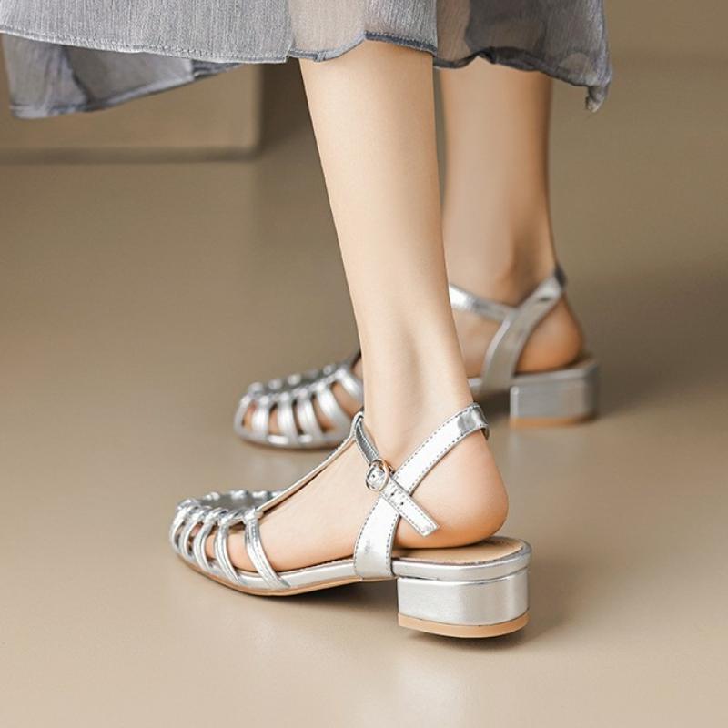 Mode Damskor 2025 Sommar Ny Mode Kvinnor Vävd Utskuren Sandaler Mellanhöga Klackar Festskor Chunky Klack Klänning Vardagssandaler