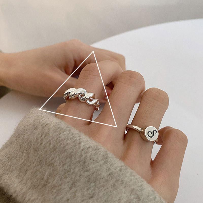 

Fashionable S925 Silver Maneki Neko Ring Delicate Open Design For Stylish Women J1645