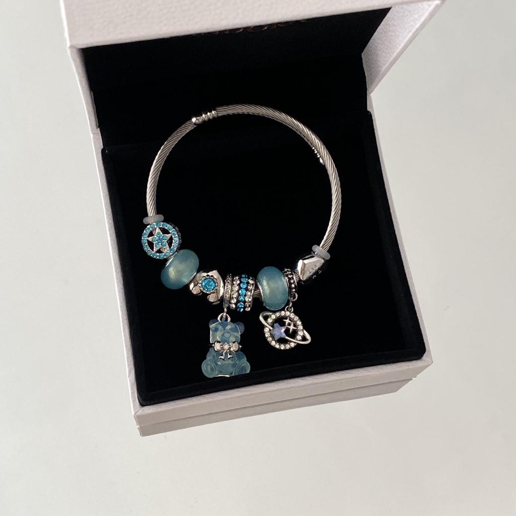 Pans Blaues Kristall Teddybär Charm Armband: Ein leichter Luxus-Design für Frauen