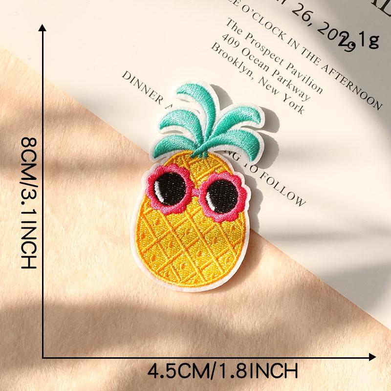 Duoku Strawberry Embroidery Patch - Clothing Accessories Badge