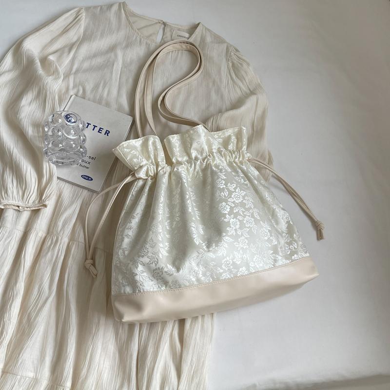 Женская сумка для покупок на шнурке — фото 7