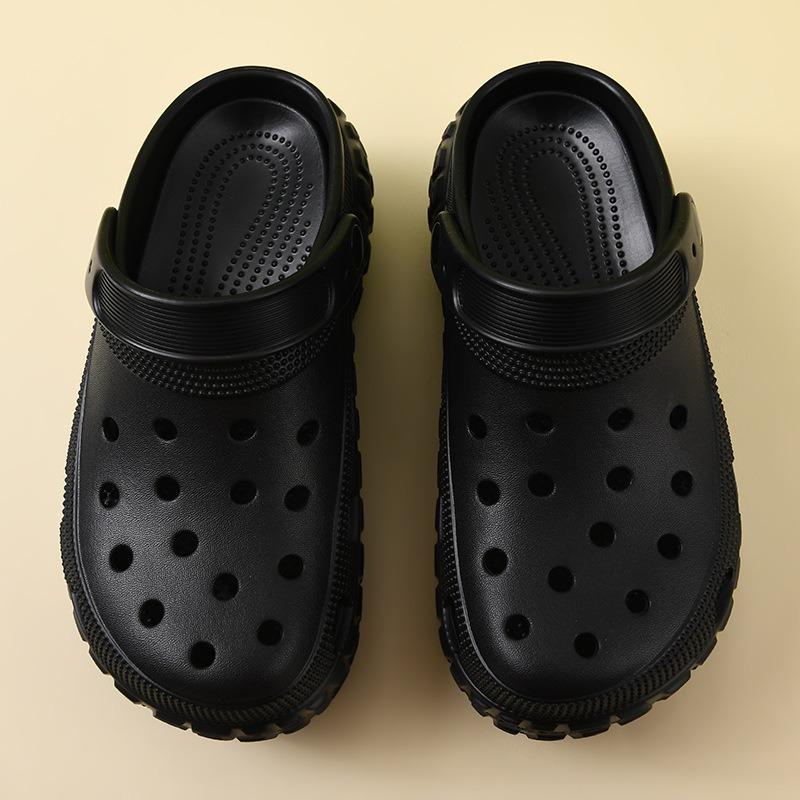 New super thick-soled tire hole shoes women's height-increasing sports wear wear wear-resistant bag head sandals outdoor