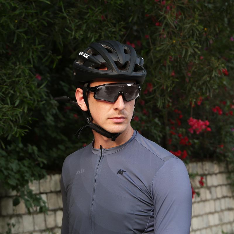 Photochromic Cycling & Sports Goggles for Mountain Biking, Running, and Skating
