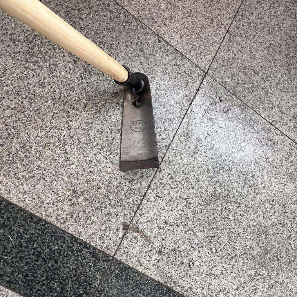 Manganese Steel Multi-Function Hoe for Ditching, Ridging, Fertilizing, and Plowing