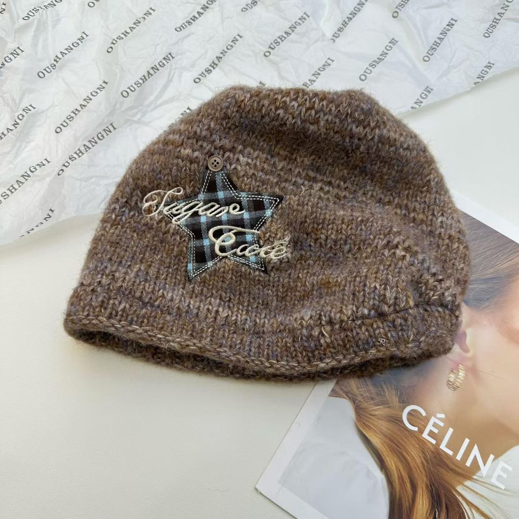 New Classic Embroidered Five-pointed Star Knitted Hat Thickened Thermal Pullover Hat Autumn and Winter Cold Hat Street Trend