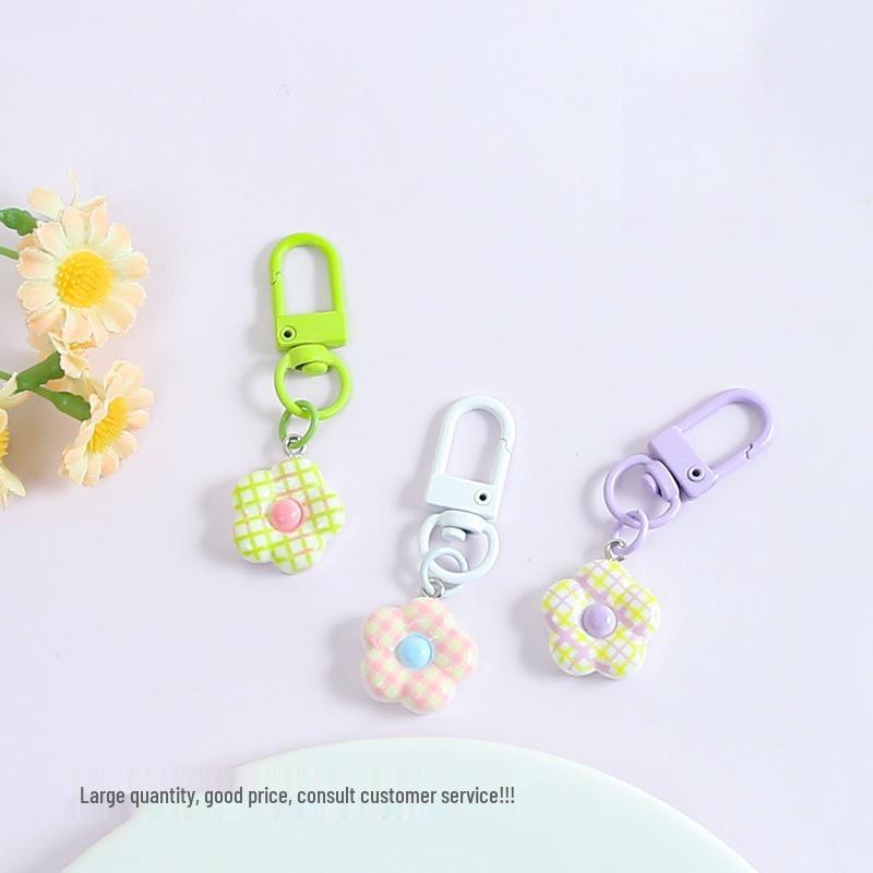 Colorful Fresh Grid Flower Keyring: Cute, Versatile Bag Accessory for Men and Women