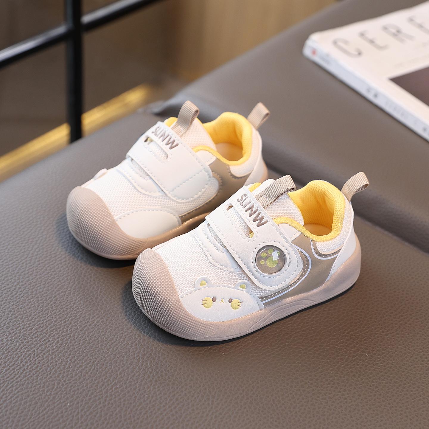 

Lightweight Non-Slip Soft Sole Baby Shoes for Boys & Girls, 0-2 Years, Spring & Autumn. Sizes 17-21 (Pack of 5)