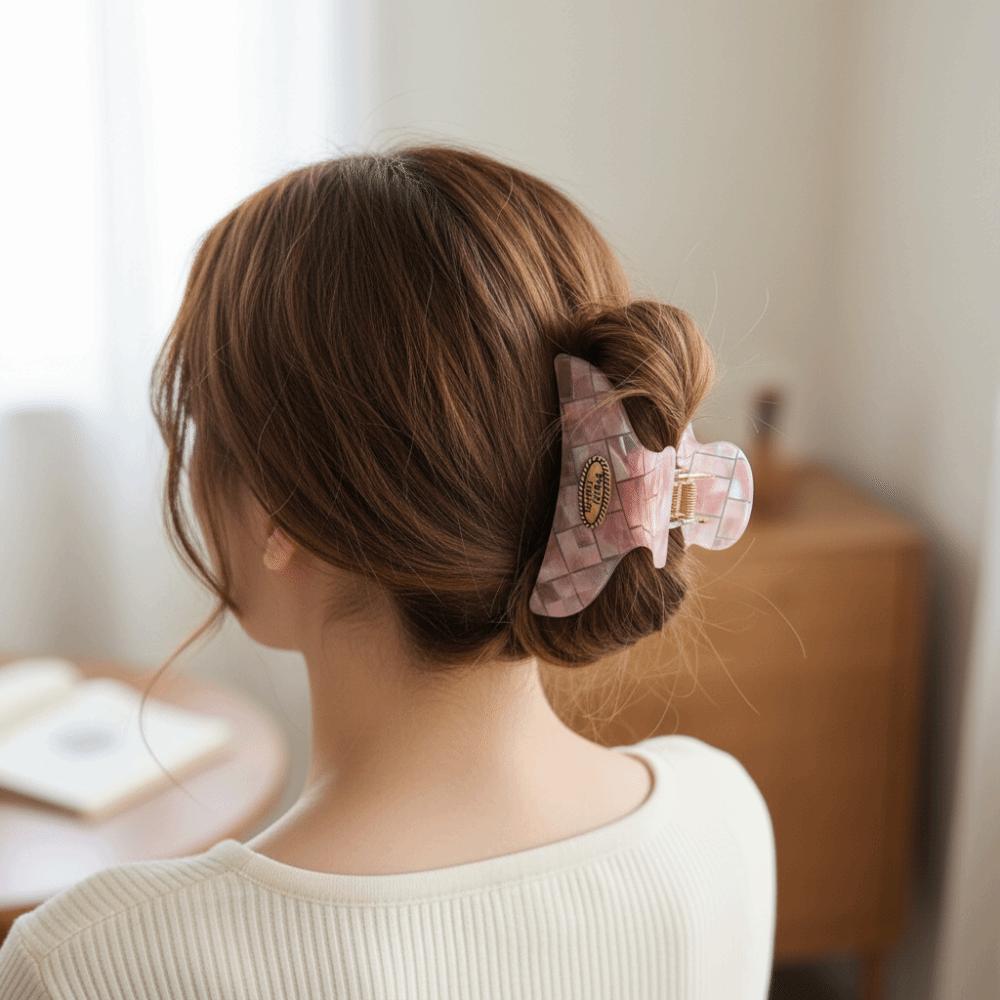 PVC Pink Plaid Hair Claw Butterfly Cloud Shark Clip Fashion Checkered Hair Clip  Female