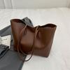 Tote bag new texture large capacity bag trendy shoulder bag women's fashion versatile underarm bag women's bag