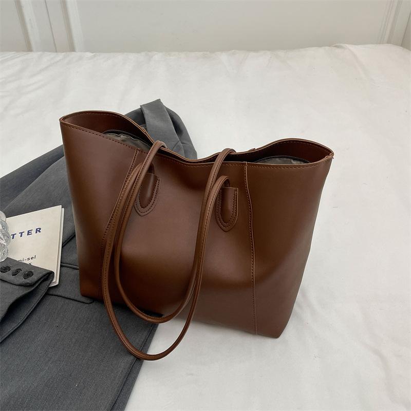 Tote bag new texture large capacity bag trendy shoulder bag women's fashion versatile underarm bag women's bag