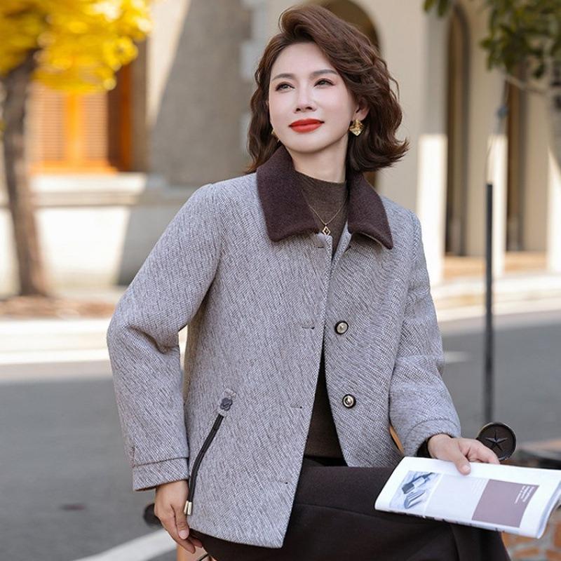 Autumn and Winter New Temperament Top Short Plush Thickened High-end Woolen Coat