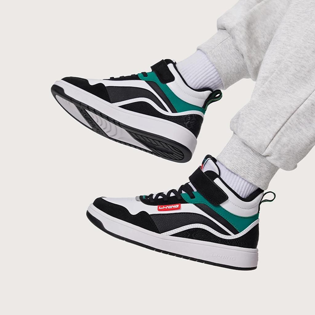 Li Ning Kids Sports Lifestyle Series Synthetic Leather Casual Fashion Wear-Resistant Mid-Top Kids Sneakers Kids sneakers Black White YKCU216-1