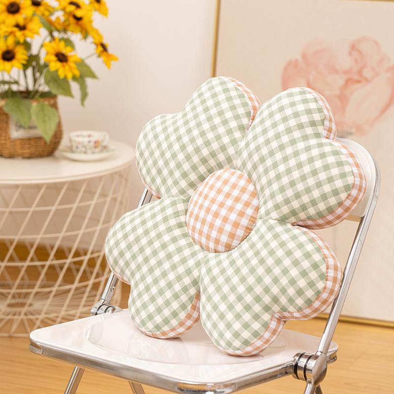 Small Fresh Flower Throw Pillow Plush Toy Home Sofa Pillow Cushion Girls Bedroom Tatami Futon Cushion