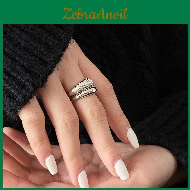 Elegant S925 Silver Ring For Women With Unique Geometric Design And Adjustable Size