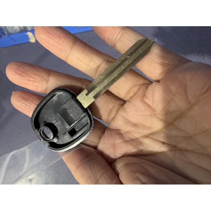 KEYYOU 10X New Uncut Replace Remote Transponder Ignition Car Key for Toyota Tacoma Toy43 Blade No Chip