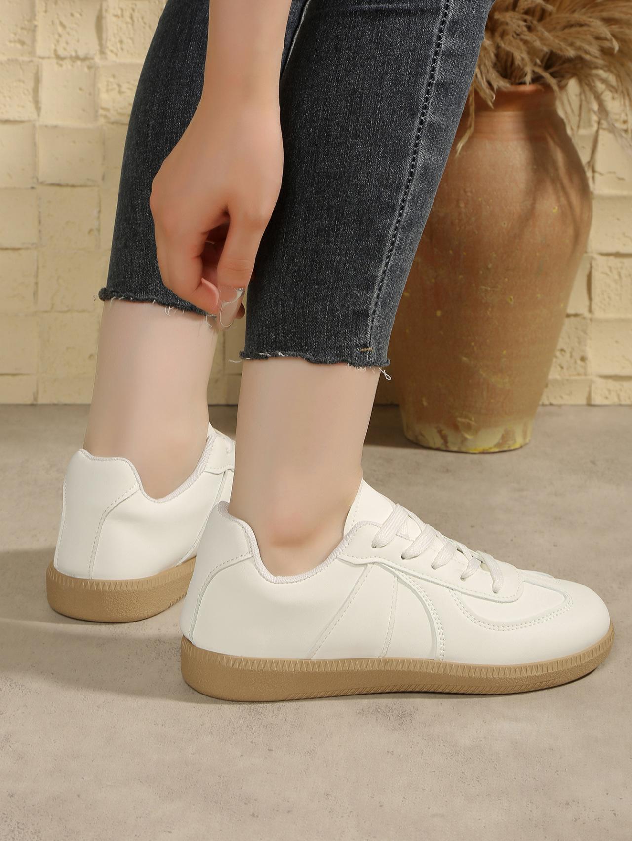 

Exploding fire German training shoes women s shoes 2025 spring and autumn new casual shoes retro versatile board shoes little white shoes flat shoes 41 бежевый