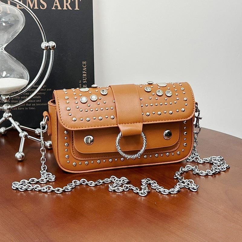 European American Luxury Studded Shoulder Bag Stylish Versatile Metal Chain Crossbody Bag Magnetic Buckle Small Square Bag