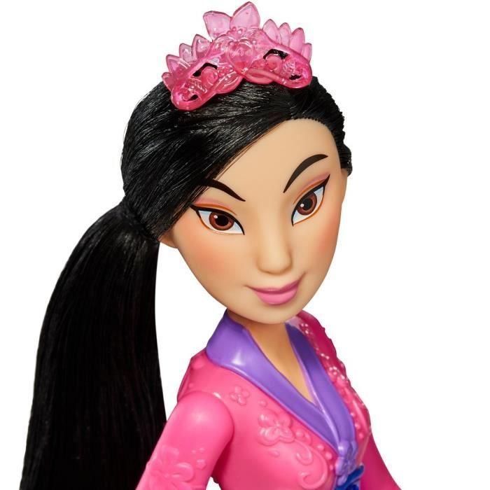 DISNEY PRINCESSES - Poussière D'étoiles - Poupée Mulan Avec Jupe Et Accessoires - Jouet Pour Enfants - À Partir De 3 Ans
