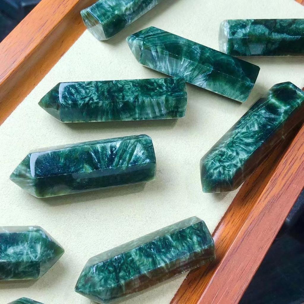1 Piece High Quality Natural Seraphinite Point Seraphinite For Gifts or Decoration