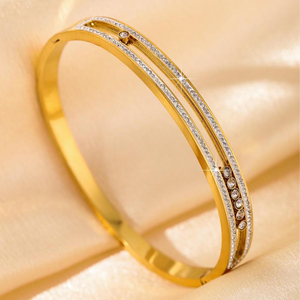 Gold-Plated Diamond-Studded Women's Bracelet - Light Luxury, European & American Style, Starry Sky Design, Stainless Steel