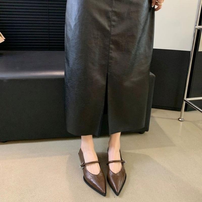 2024 Nye Retro Spisse Enkelt Damesko Allsidig En Linje Stropp Casual Tykk Hæl Grunne Metallspenne Lav Hæl Damesko