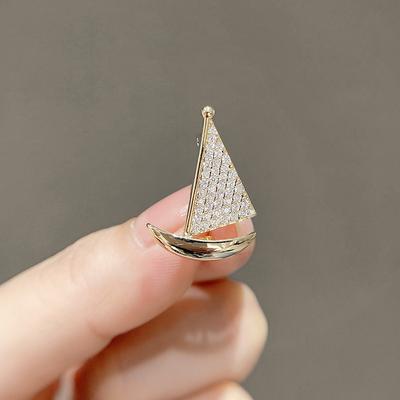 Personalized Sailboat Anti-glare Brooch and Pin Cute Female Design Sense Neckline Suit Corsage Decoration
