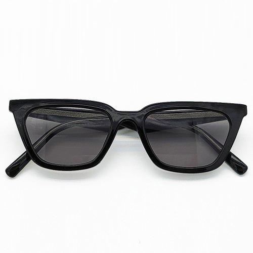 Lapeullolida Saint Black Tinted Lens Sunglasses