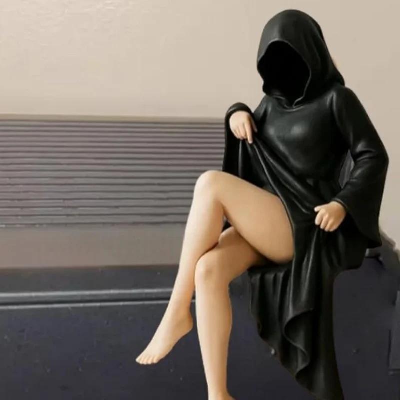 Mysterious Masked Lady Statue Desktop Ornament Resin Figurine for Women Desk Fireplace Shelf Mantel Table Entryway Decor