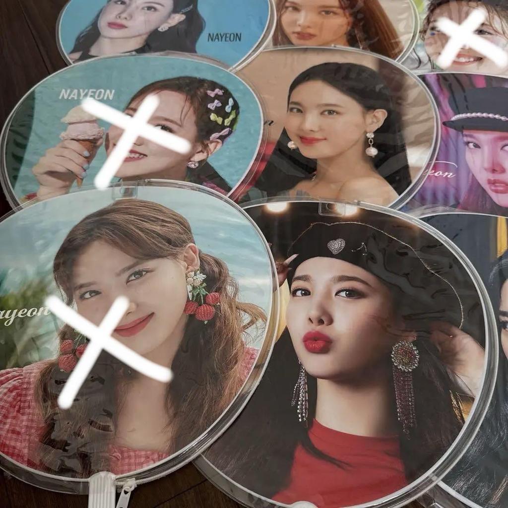 [USED] Twice Nayeon Fans (Set of 10) (Sold Individually from 5 or More)