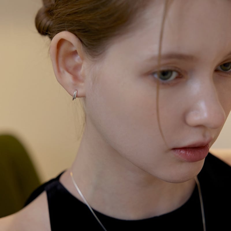 Lewe Clear Line Hoop Earring