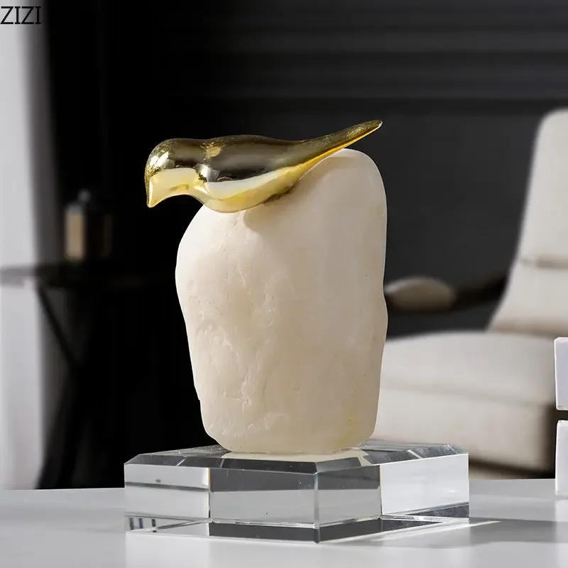 Golden Bird Statue Crystal Base Ornaments Desk Decoration Gold-plated Bird Sculpture Modern Home Decor Living Room Furnishings
