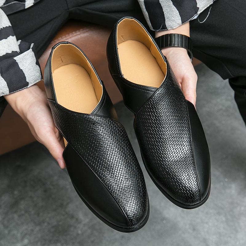 Fashion Summer Men Casual Business Sandals British One-foot Comfortable Breathable  Fashionable Hollowed-out Sandals Men Size 38-47