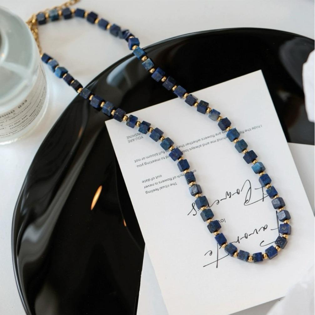 A Niche Bead Cold Style Collarbone Block Necklace necklace