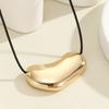 European and American Popular Style Korean Velvet Metal Peach Heart Necklace High-end Light Luxury Sweater Chain