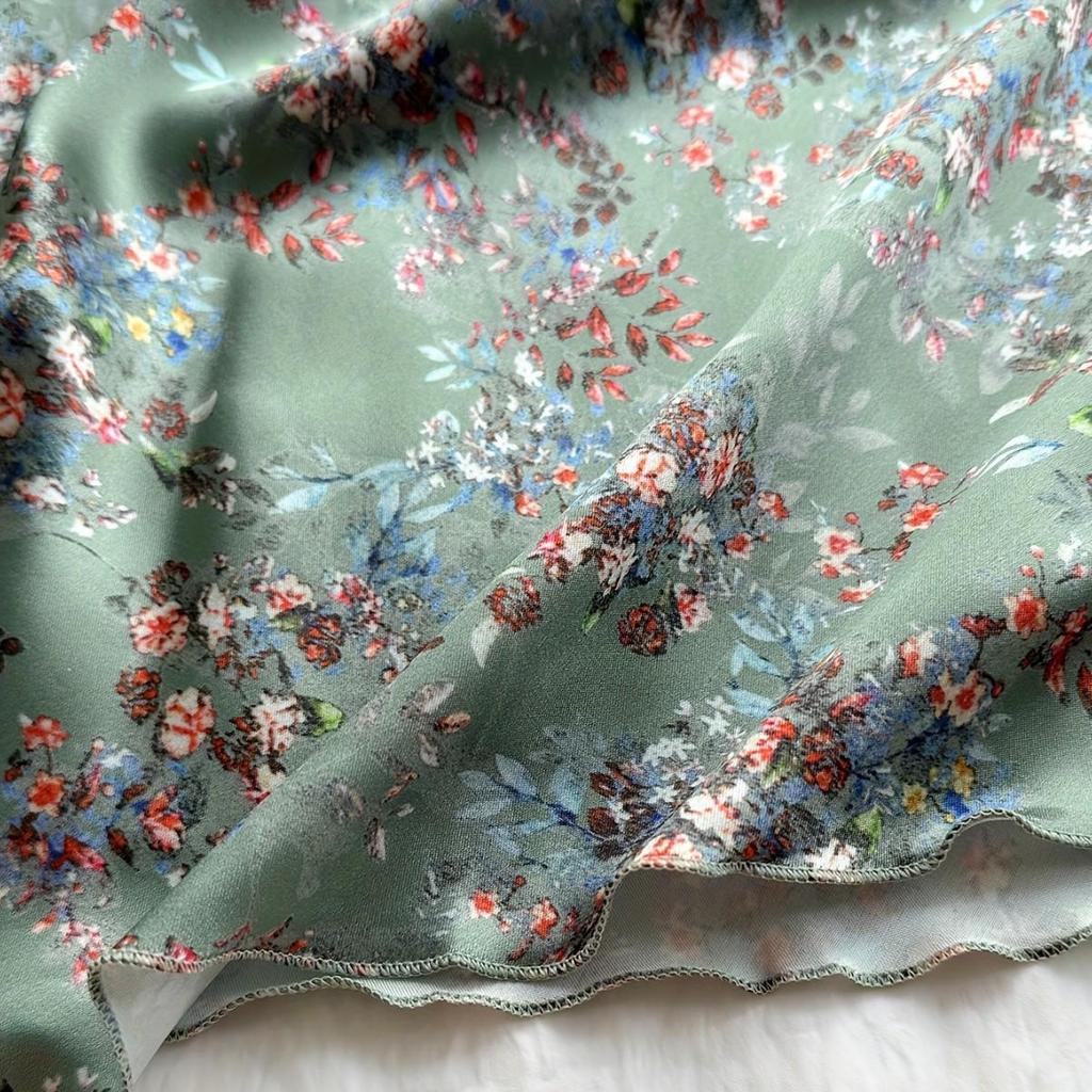 Evropský a americký dámský set tílka a pyžamové šaty s květinovým potiskem - Letní kolekce