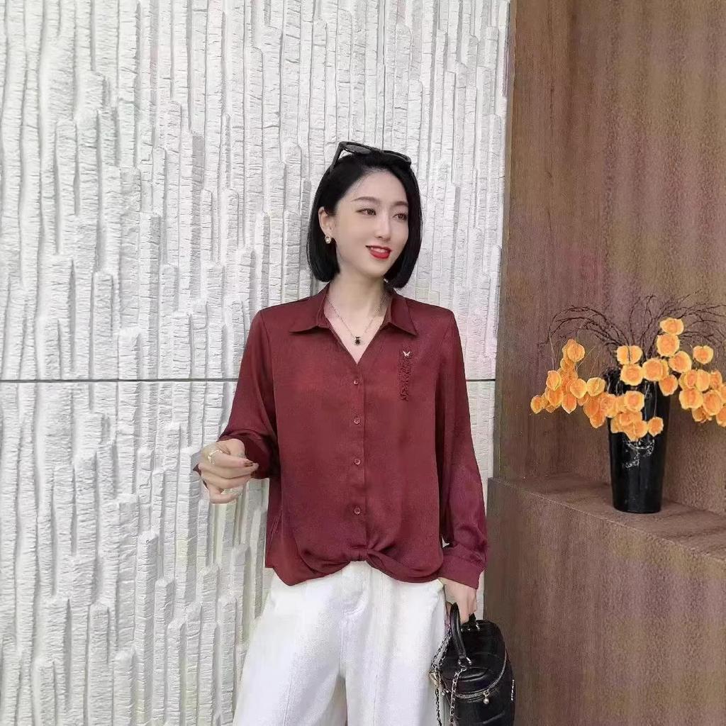 2026 Spring Slimming Long-Sleeve Solid Color Shirt - Stylish, Youthful & Flattering