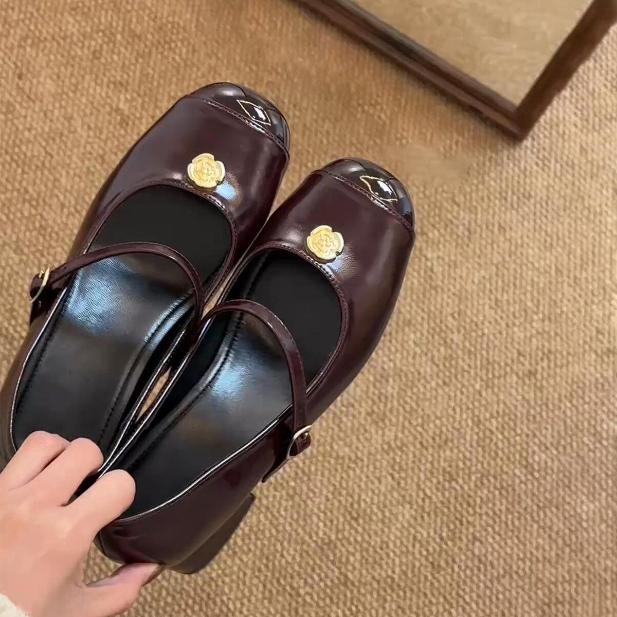 

Sheepskin version~ heightening small leather shoes women s one-word buckle shallow mouth camellia genuine leather single shoes round head commuting 39