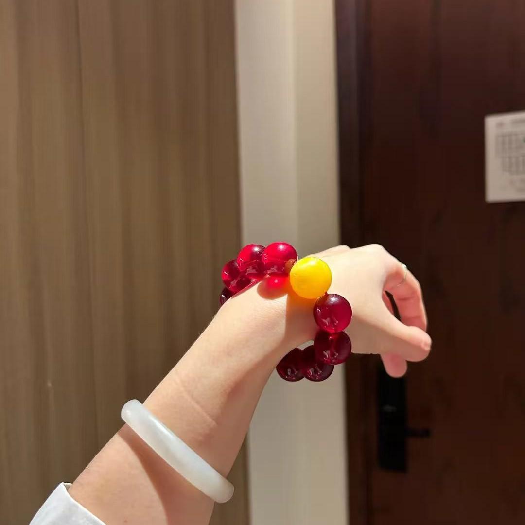 

Натуральный браслет-круг из красного агата 7A с желтым халцедоном для мужчин и женщин Blood Pool Bracelet (with Gift Box) красный