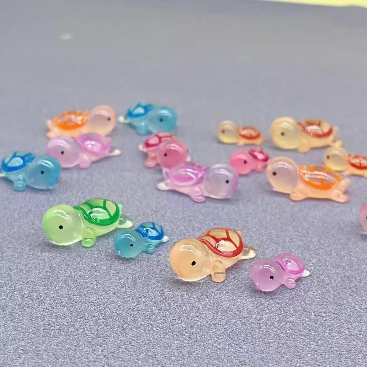 

Douyin Mini Turtle Toy Figurine Set