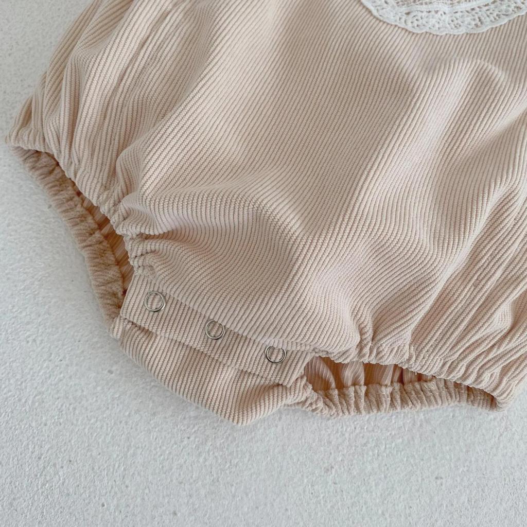 Frühling 2025 Baby Mädchen Puppenkragen Top & Spitzen-Overall Set